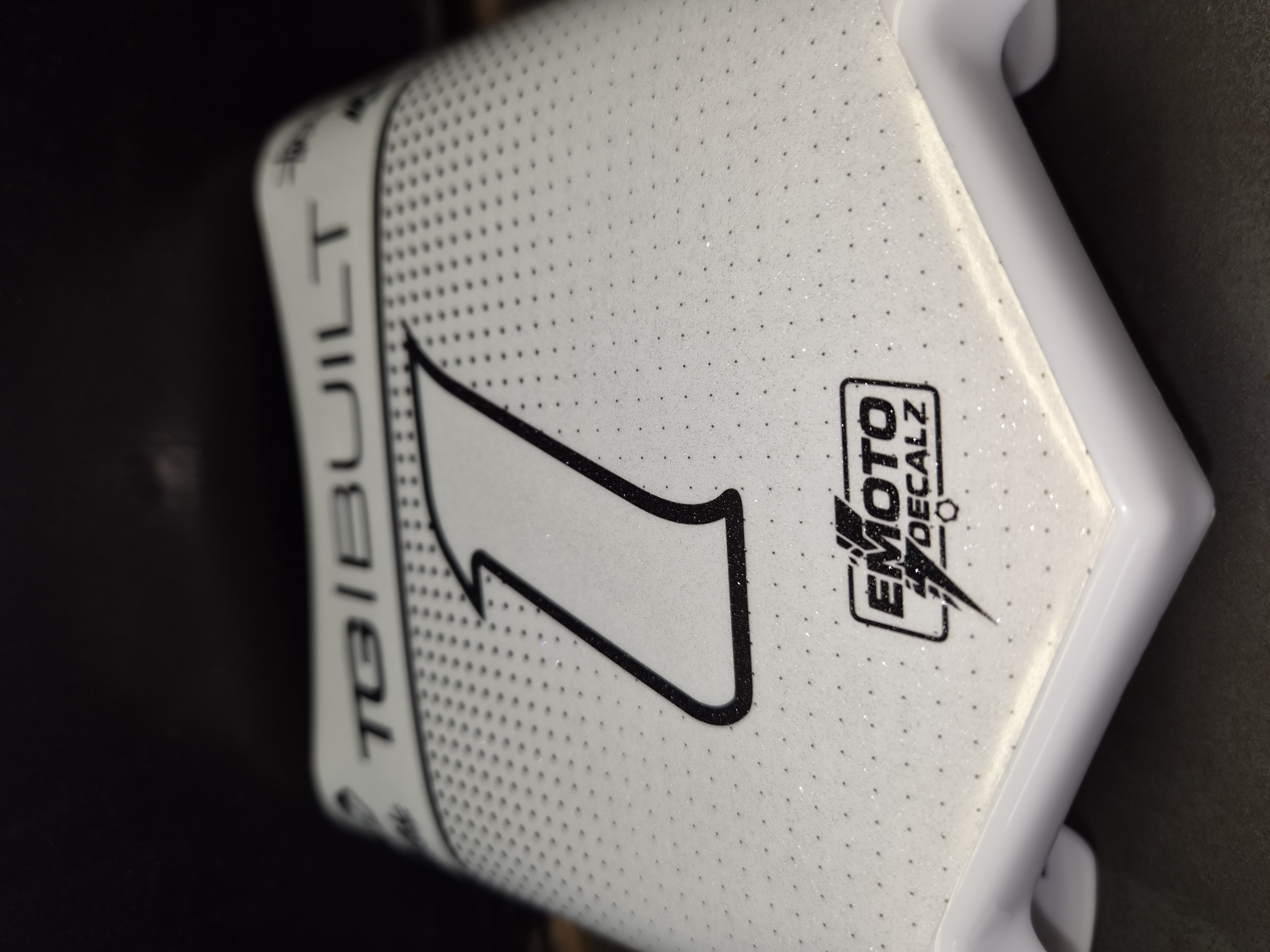White Motocutz 